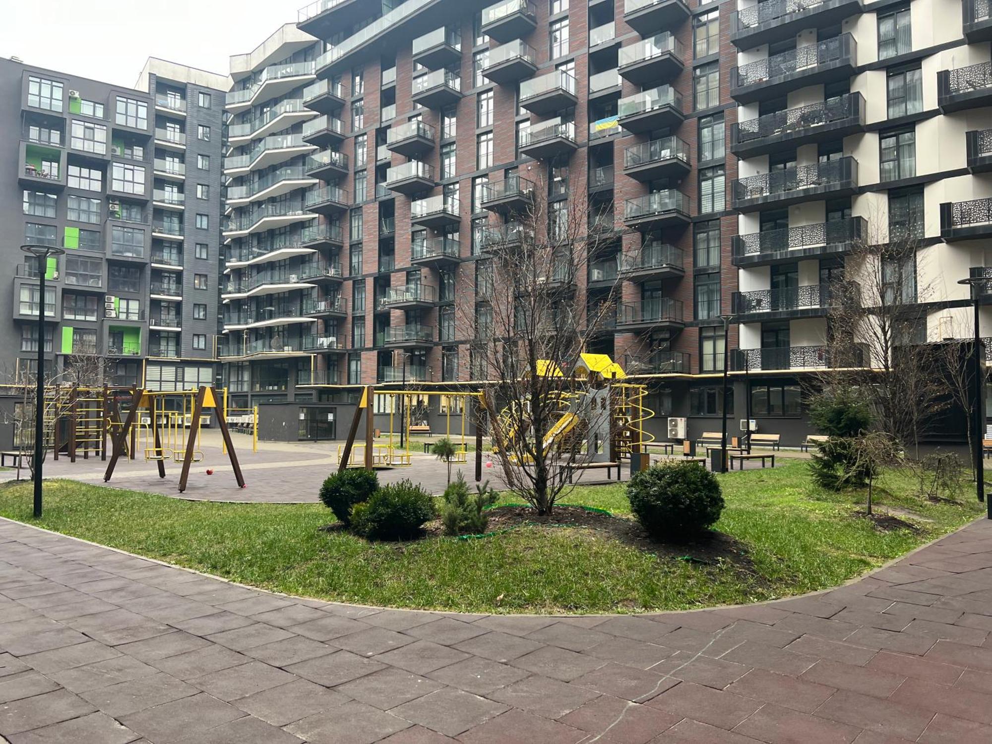 Apartments Vip Avalon Лвив Екстериор снимка