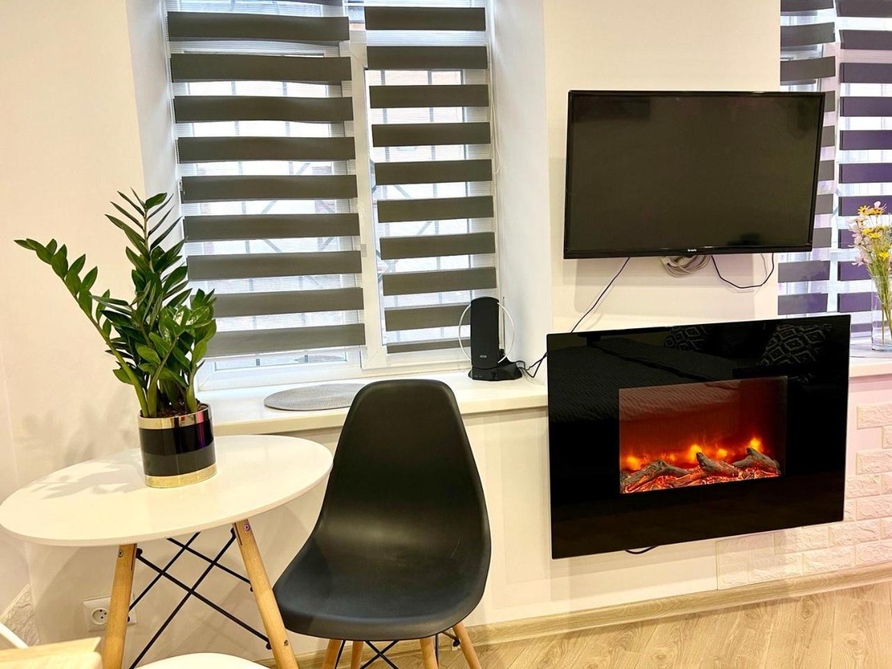 Apartments Vip Avalon Лвив Екстериор снимка