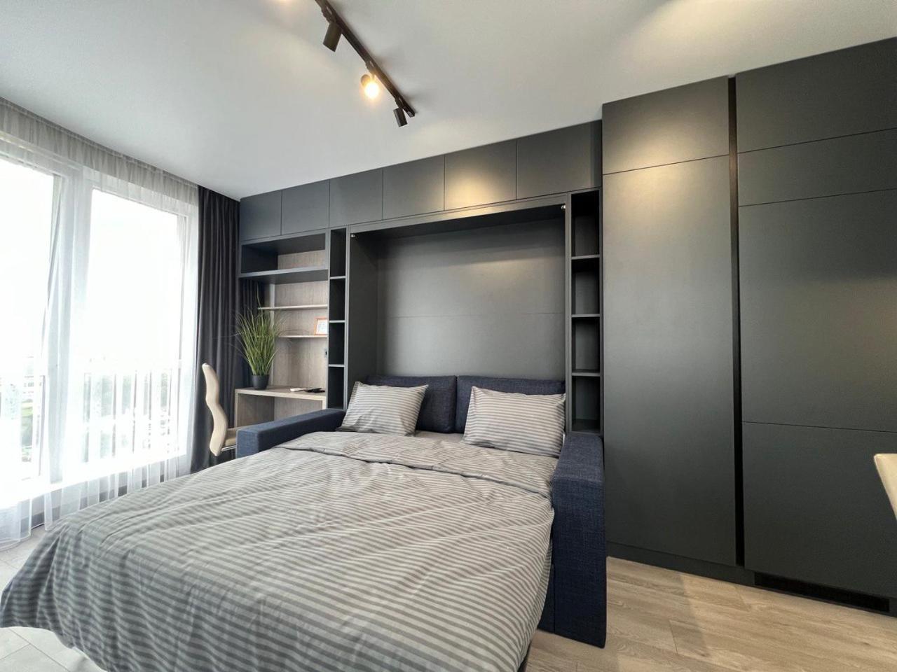 Apartments Vip Avalon Лвив Екстериор снимка