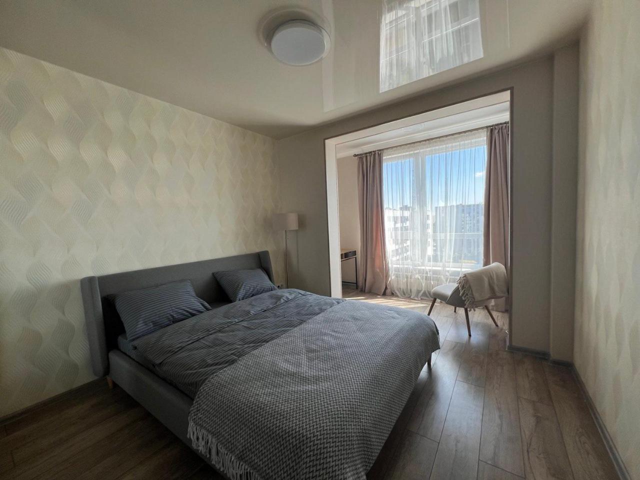 Apartments Vip Avalon Лвив Екстериор снимка