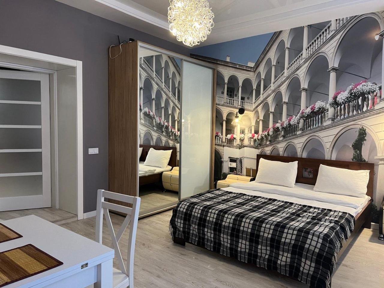 Apartments Vip Avalon Лвив Екстериор снимка