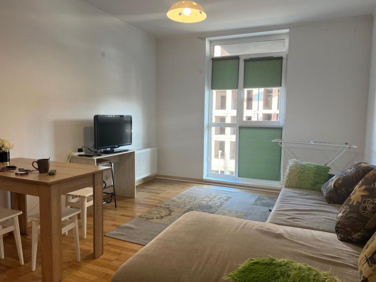Apartments Vip Avalon Лвив Екстериор снимка
