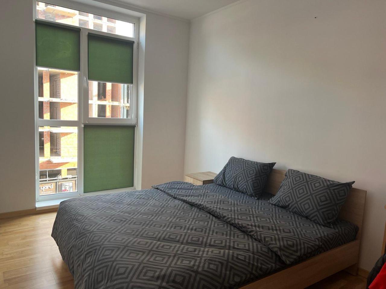 Apartments Vip Avalon Лвив Екстериор снимка