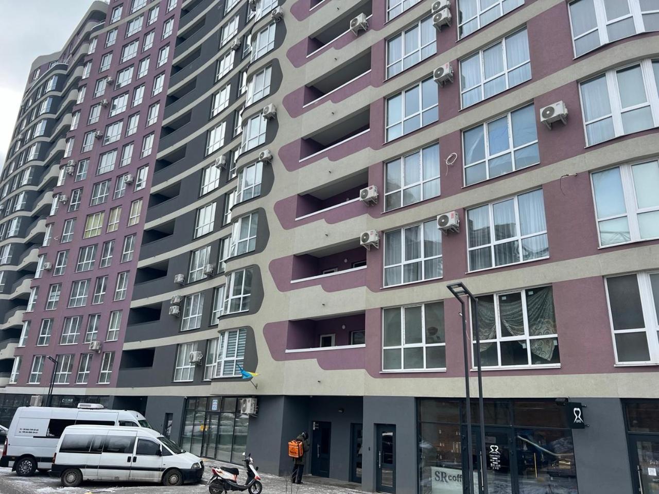 Apartments Vip Avalon Лвив Екстериор снимка